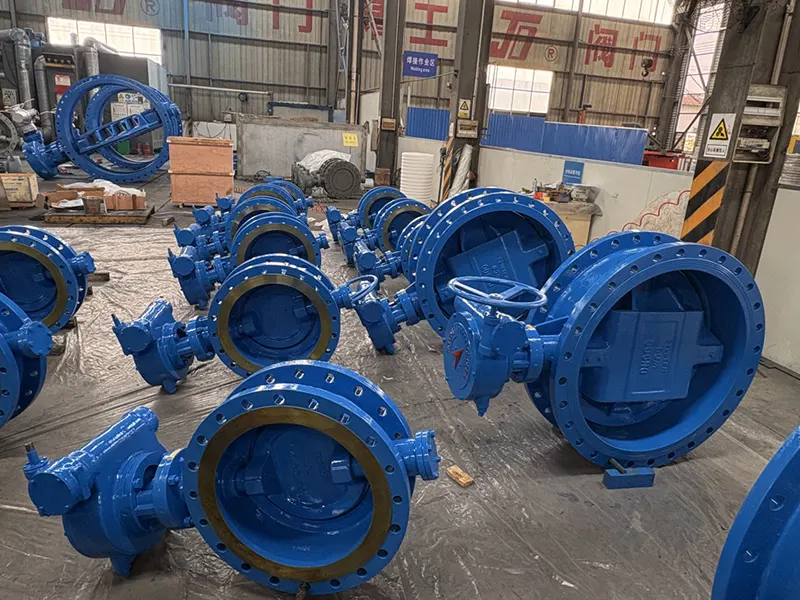 三偏心蝶阀和双偏心蝶阀哪种好？软密封和硬密封哪个好？