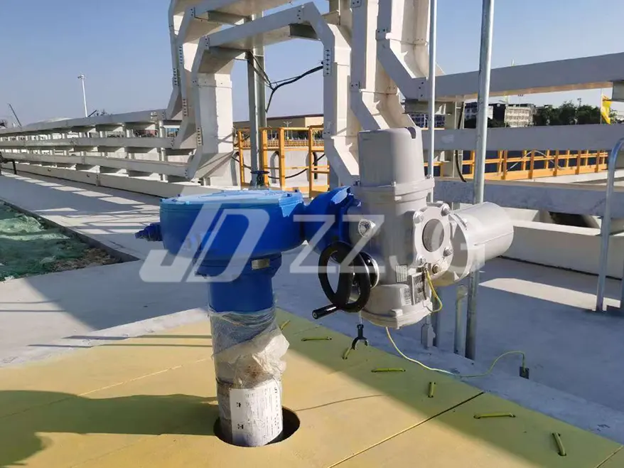 中石油电动加长杆旋球阀项目 - 2